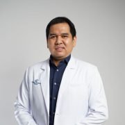 dr. Theri Effendi, Sp.OT(K) Upper Limb and Microsugery